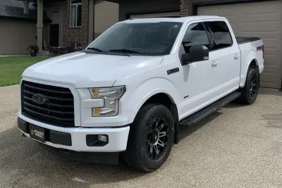 white truck photo
